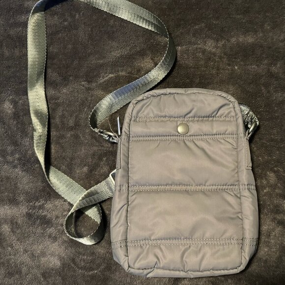 Gymshark Premium Lifestyle Cross Body (Dusk Green) - Picture 3 of 5